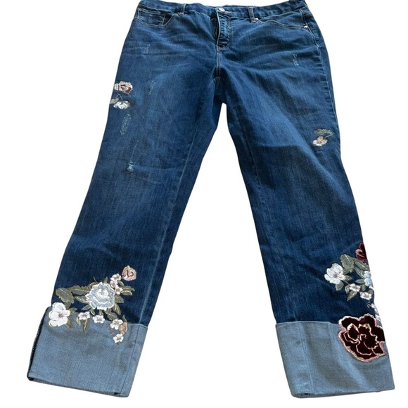 🌹 Chico’s So Slimming Girlfriend Ankle Jeans | Size 1 (M/8-10) - Picture 1 of 6